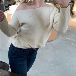 Creme Off-The-Shoulder Sweater✨